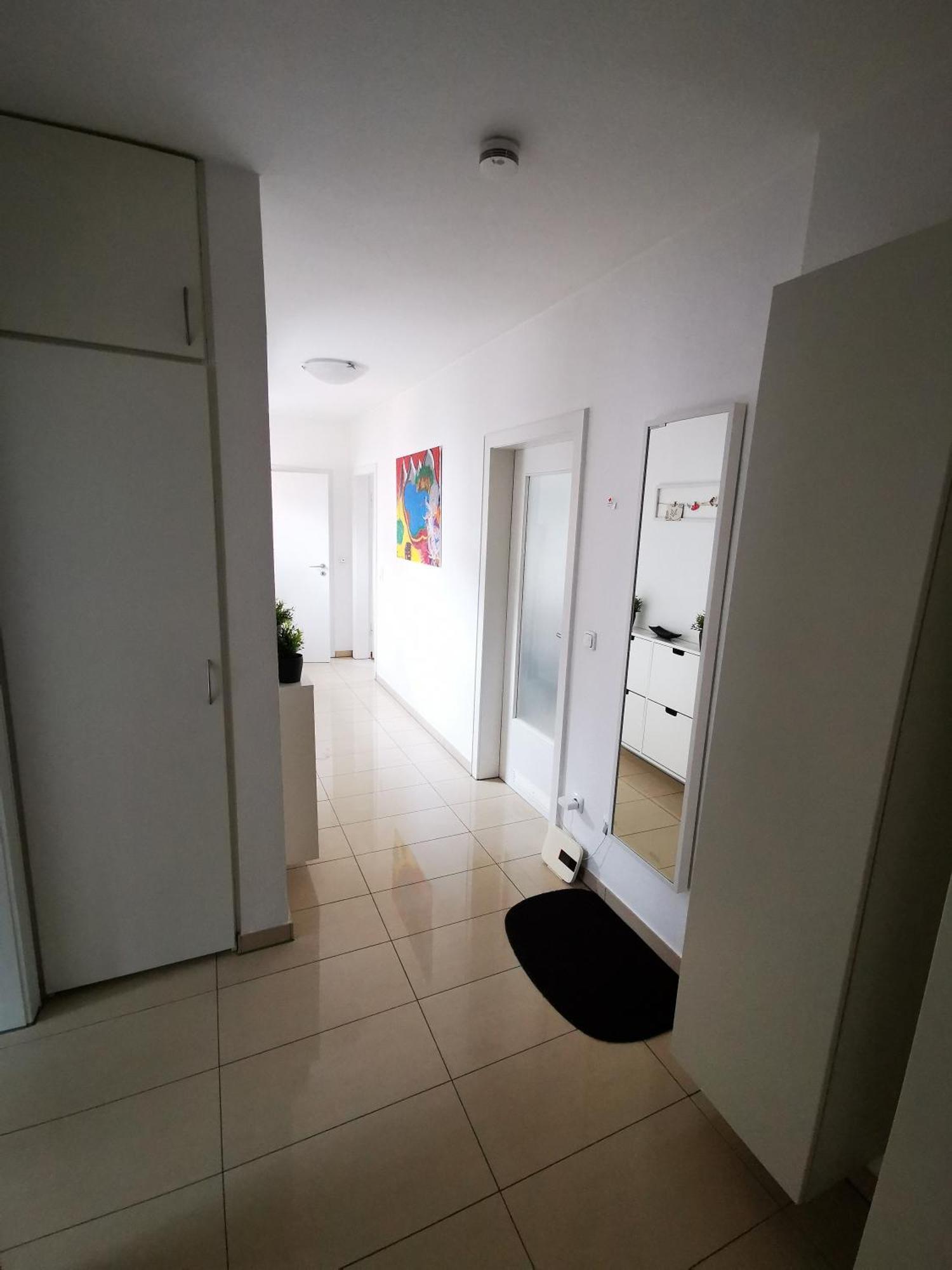 "Greensun-Homes" Messe, Flughafen Und Zentrums Nah, Ruhig, Modern, Schnelles Wlan, Balkon Und Kueche, Freies Parken, 4 Schlafplaetze Moeglich Köln Kültér fotó